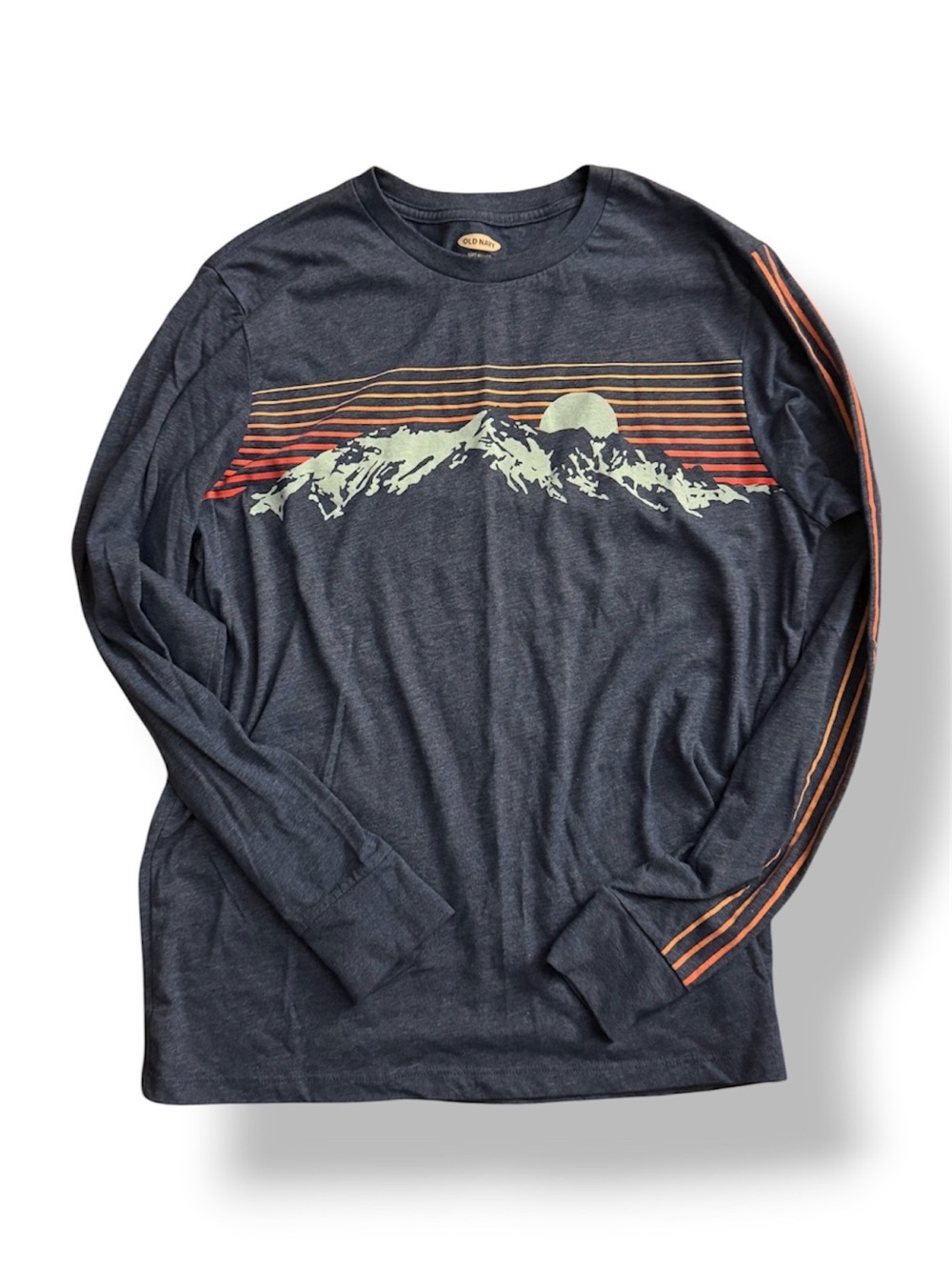Old Navy Men's Long-Sleeve Graphic Mountain Shirt